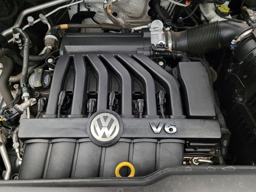 2019 Volkswagen Atlas in Mesa, AZ 85210 - 18097351 30