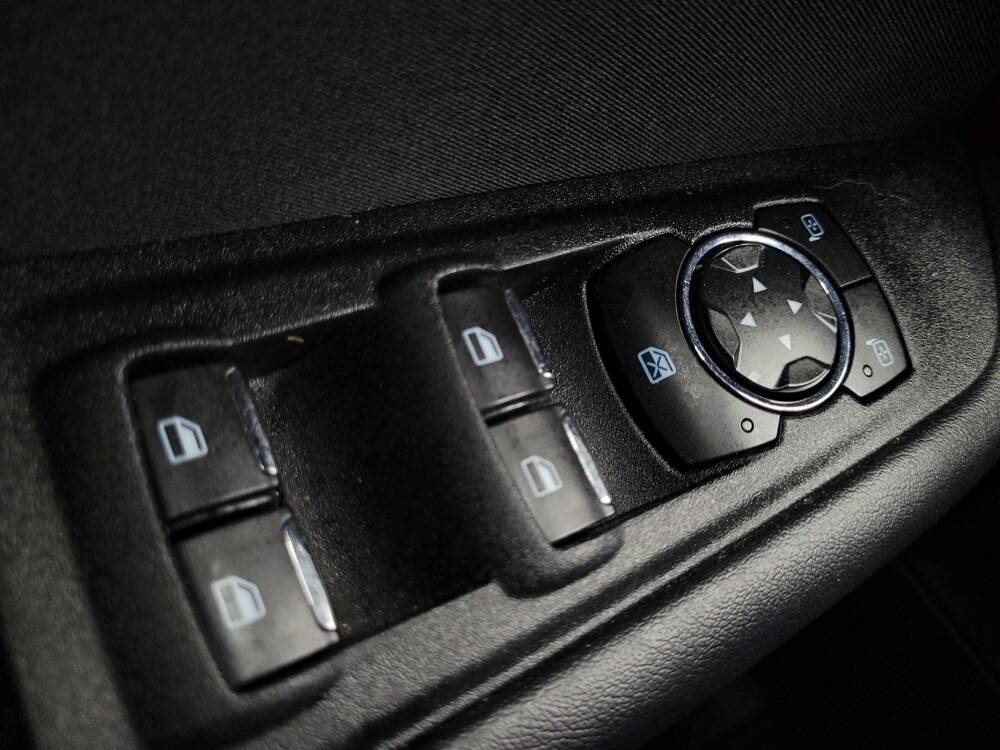 2018 Ford Edge in Las Vegas, NV 89102 - 18097360 27