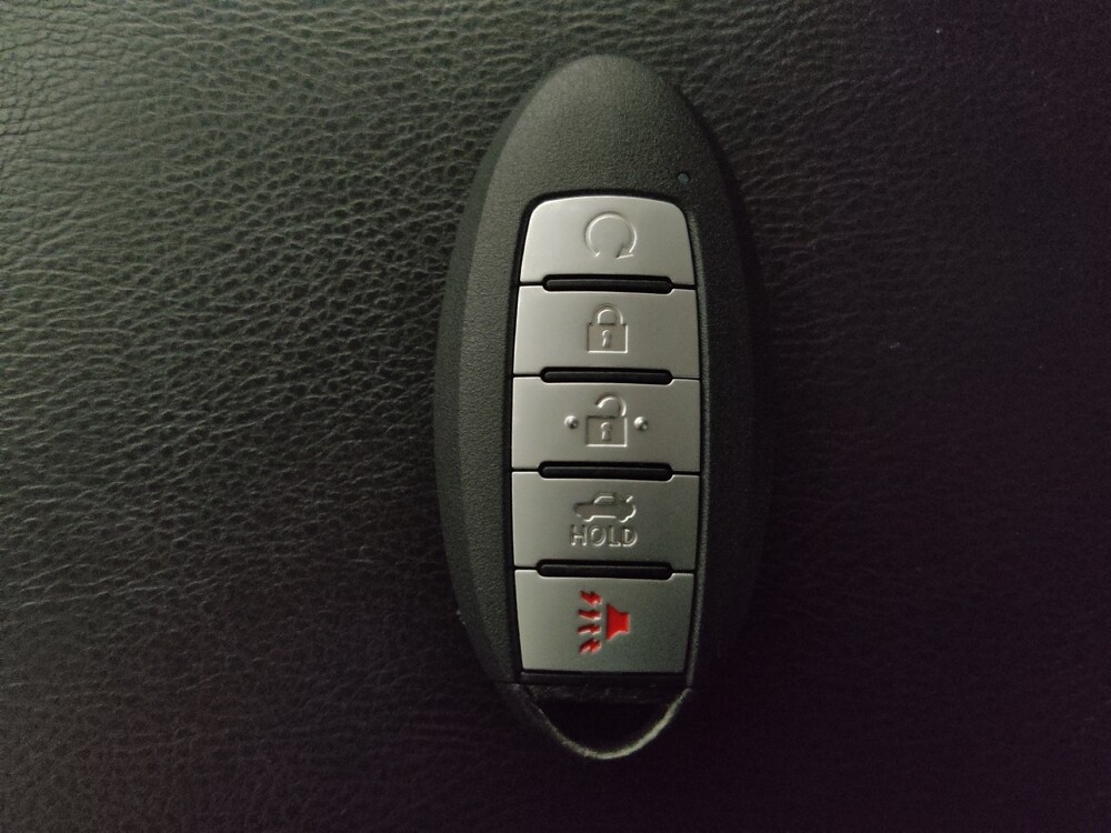 2019 Nissan Pathfinder in Stone Mountain, GA 30083 - 18097362 32