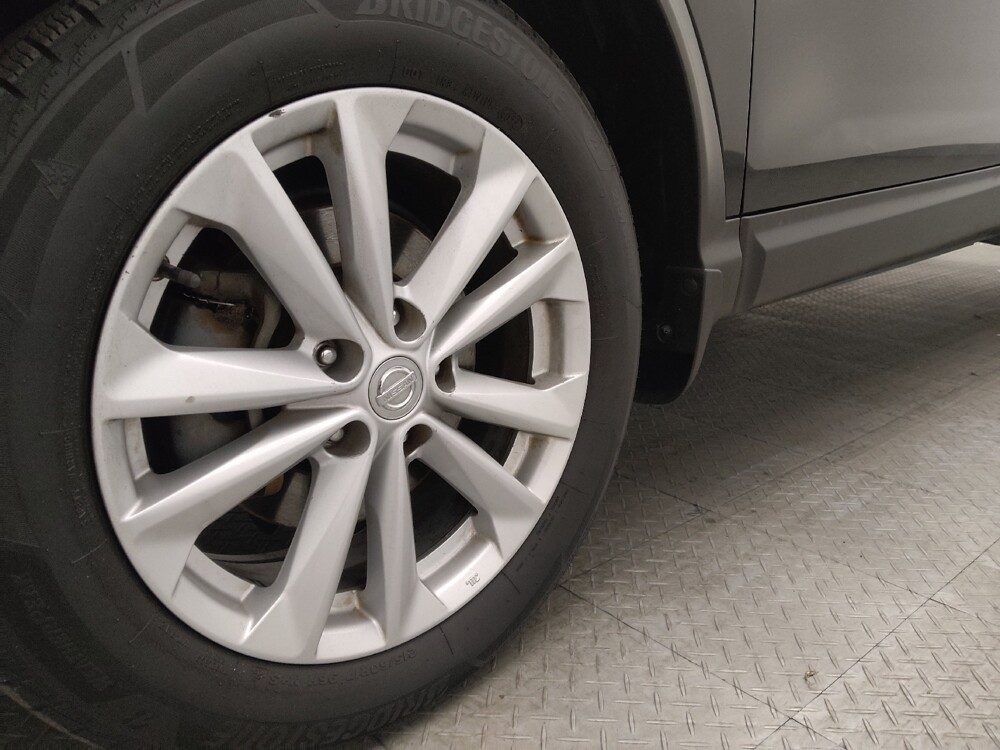 2018 Nissan Rogue Sport in Pensacola, FL 32505 - 18097369 31