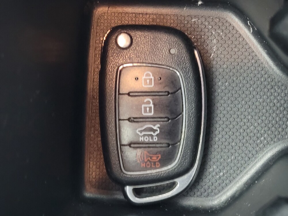 2019 Hyundai Sonata in Greensboro, NC 27407 - 18097385 32