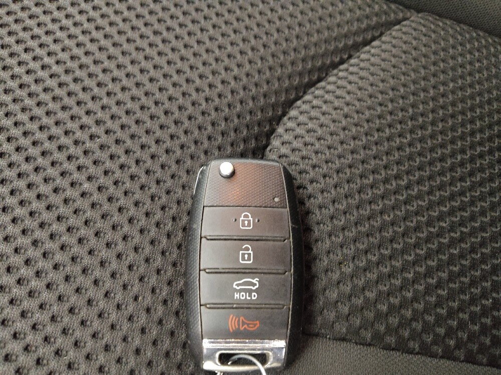 2020 Kia Optima in Denver, CO 80012 - 18097386 32