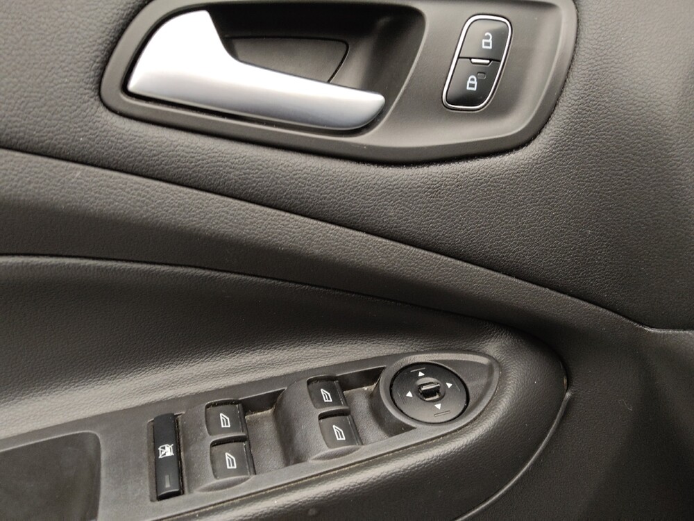 2018 Ford Escape in Lakewood, CO 80215 - 18097388 27