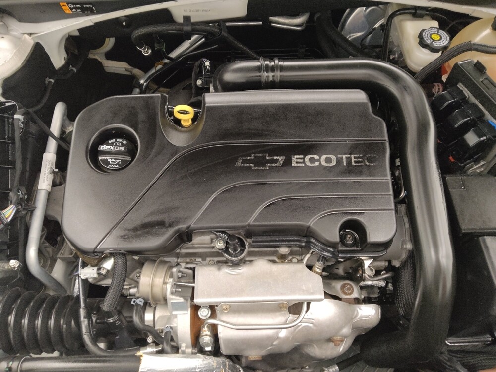 2016 Chevrolet Malibu in Denver, CO 80012 - 18097390 30