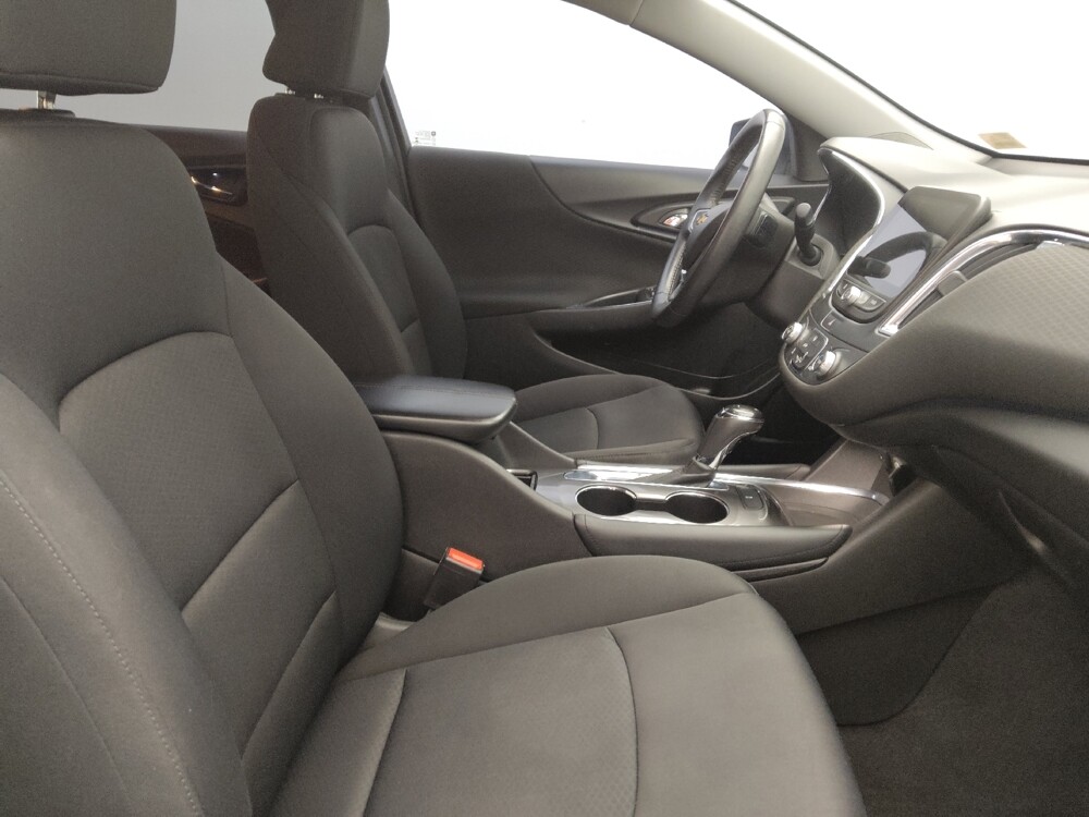 2016 Chevrolet Malibu in Denver, CO 80012 - 18097390 21