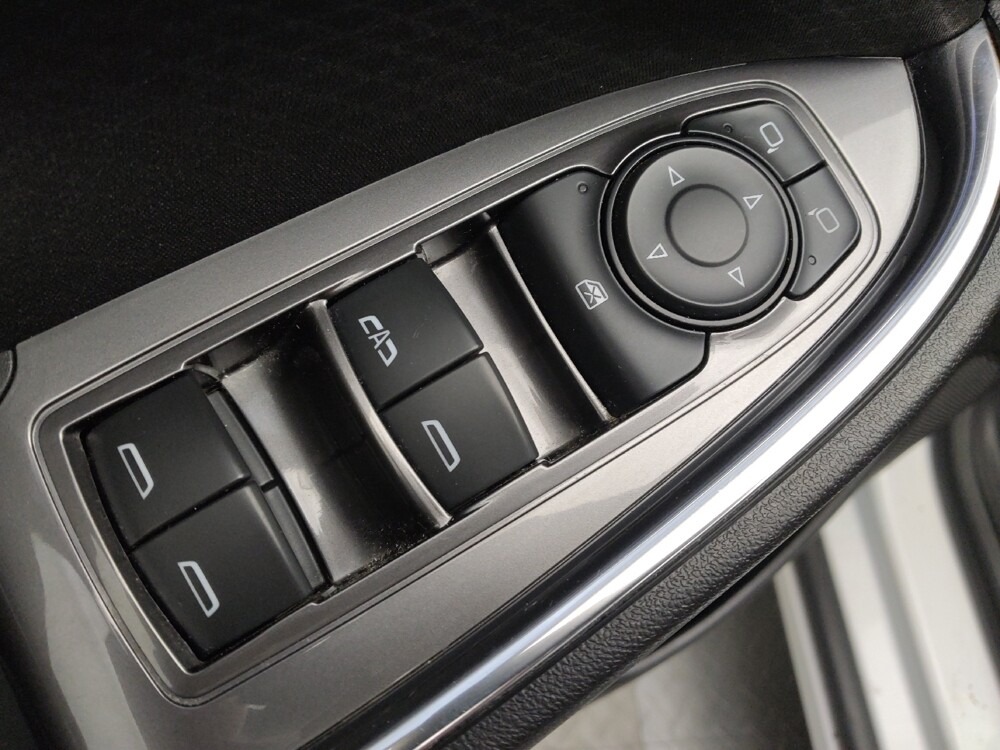 2016 Chevrolet Malibu in Denver, CO 80012 - 18097390 27