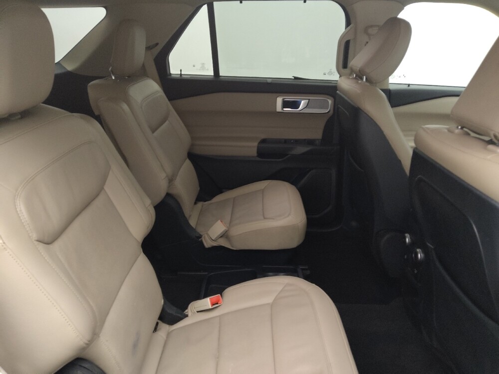 2020 Ford Explorer in Lakewood, CO 80215 - 18097392 19