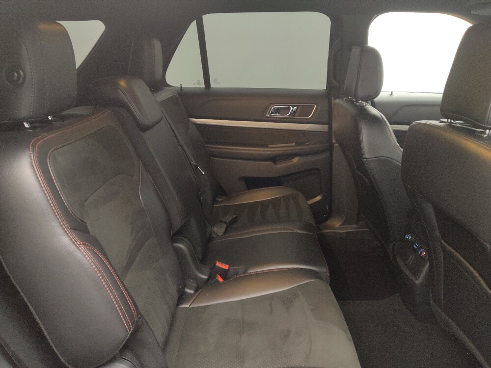 2019 Ford Explorer in Lakewood, CO 80215 - 18097395 19