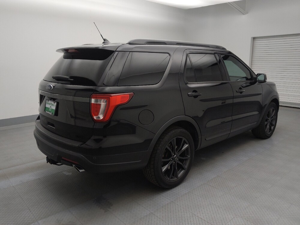 2019 Ford Explorer in Lakewood, CO 80215 - 18097395 9