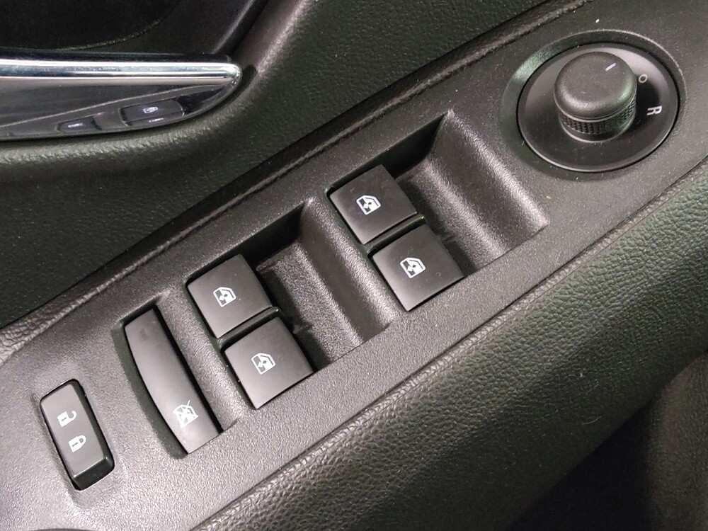 2019 Chevrolet Trax in San Antonio, TX 78238 - 18097399 27