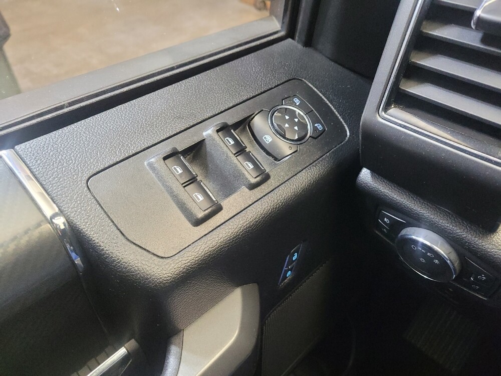 2018 Ford F150 in Miamisburg, OH 45342 - 18097401 27