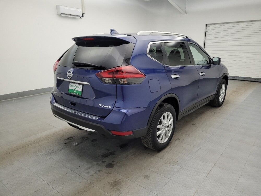 2018 Nissan Rogue in Maple Heights, OH 44137 - 18097404 9