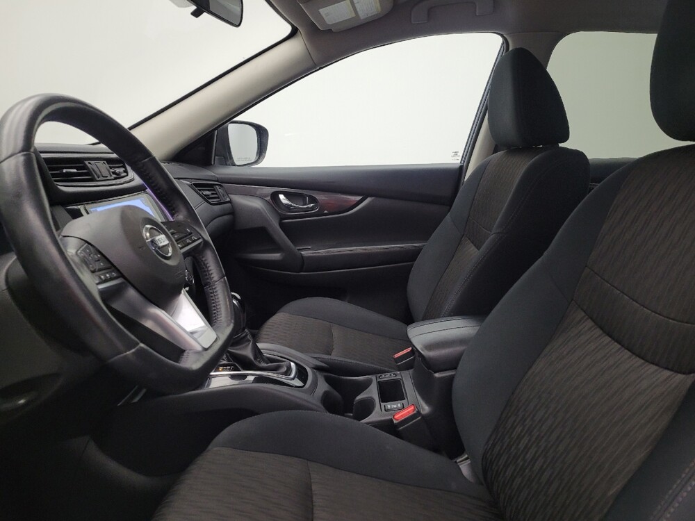 2018 Nissan Rogue in Maple Heights, OH 44137 - 18097404 17