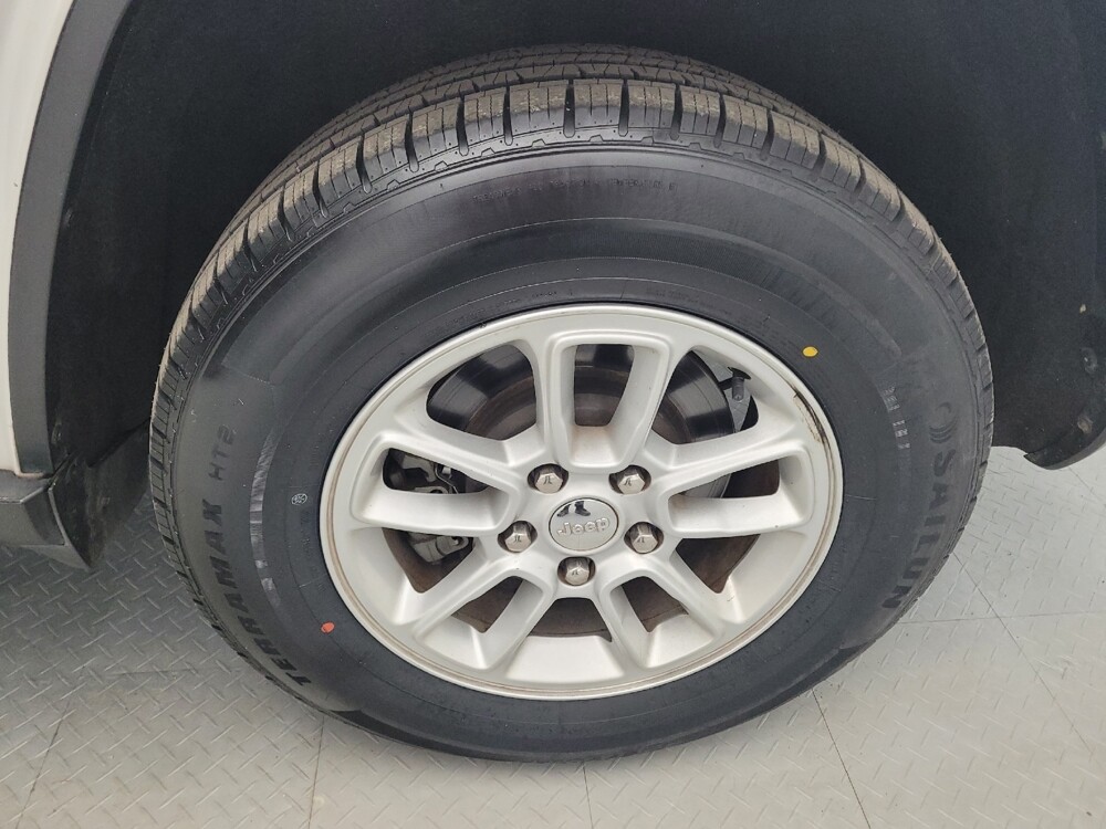 2018 Jeep Grand Cherokee in Columbus, OH 43228 - 18097405 31