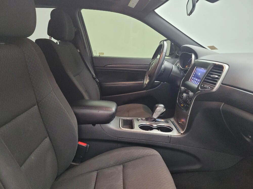 2018 Jeep Grand Cherokee in Columbus, OH 43228 - 18097405 21