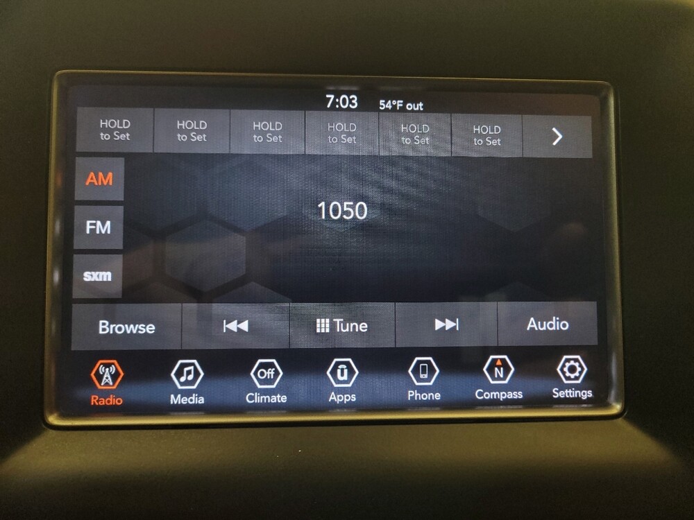 2018 Jeep Grand Cherokee in Columbus, OH 43228 - 18097405 25