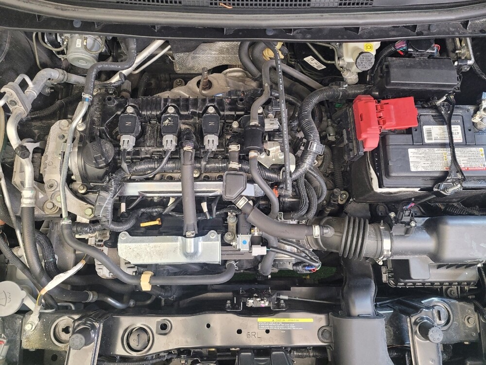 2020 Nissan Kicks in Columbus, OH 43228 - 18097408 30