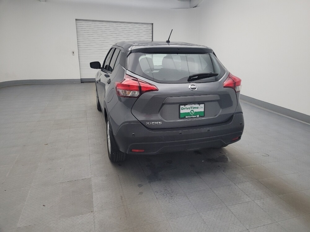 2020 Nissan Kicks in Columbus, OH 43228 - 18097408 6