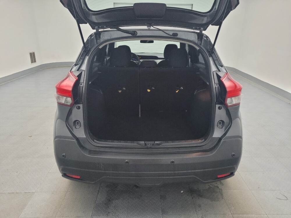 2020 Nissan Kicks in Columbus, OH 43228 - 18097408 29