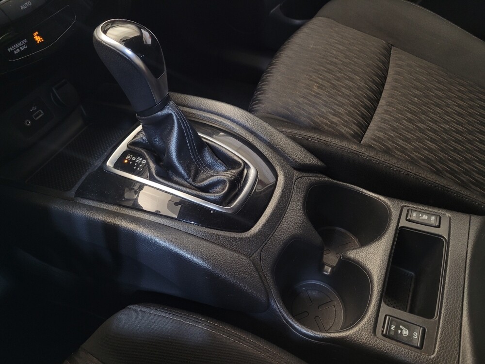 2018 Nissan Rogue in Columbus, OH 43228 - 18097410 26