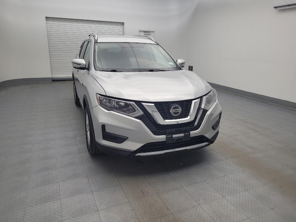 2018 Nissan Rogue in Columbus, OH 43228 - 18097410 14