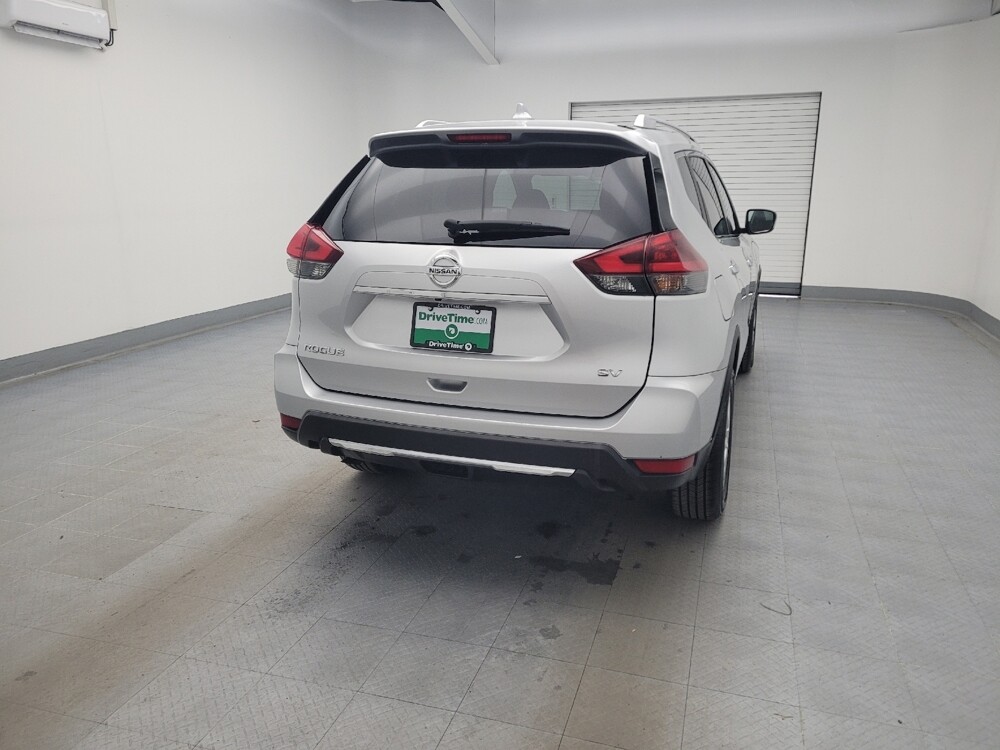 2018 Nissan Rogue in Columbus, OH 43228 - 18097410 7