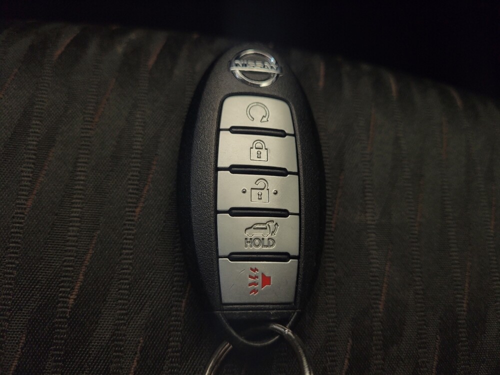 2018 Nissan Rogue in Columbus, OH 43228 - 18097410 32