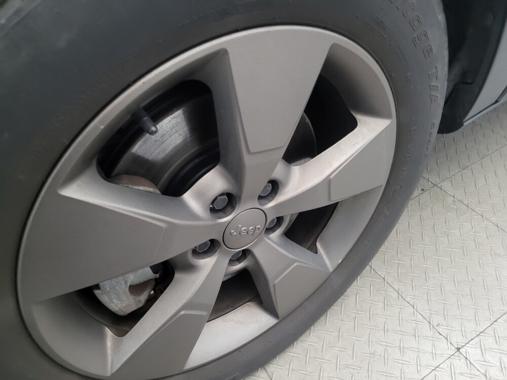 2017 Jeep Cherokee in Woodbridge, VA 22191 - 18097412 31