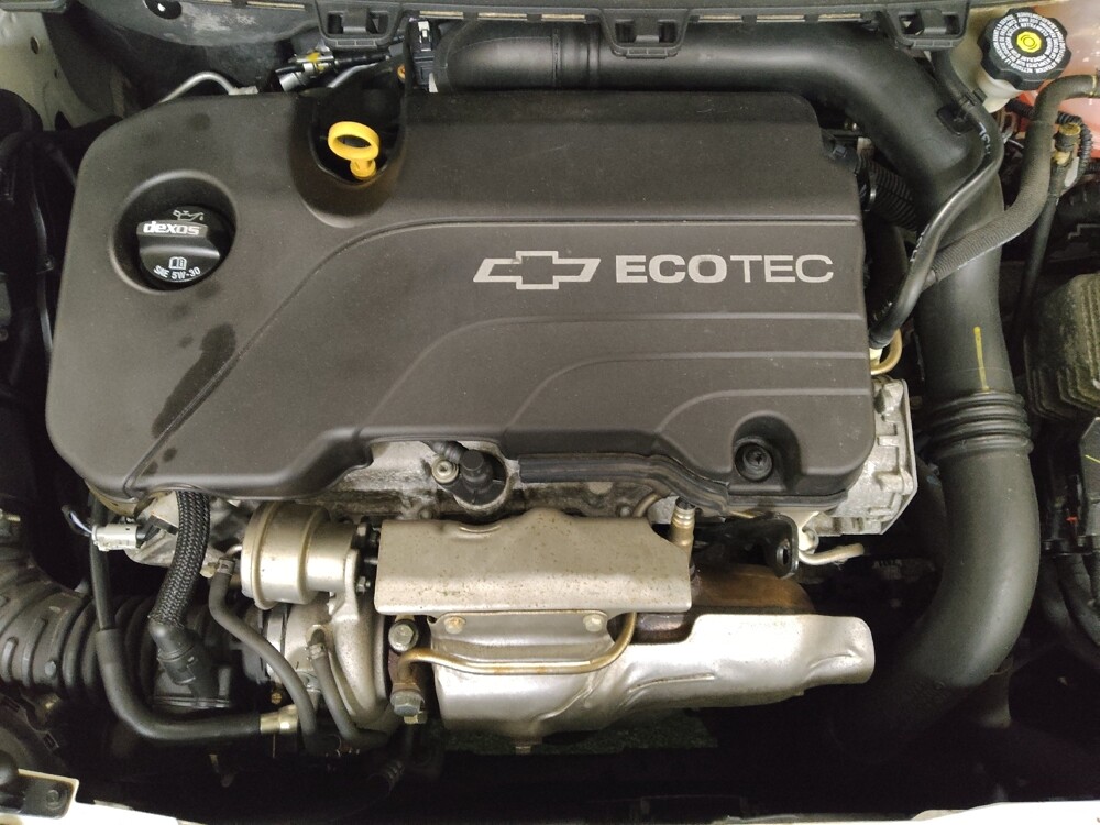 2017 Chevrolet Cruze in Henrico, VA 23223 - 18097414 30