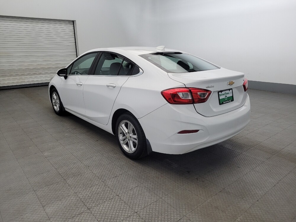 2017 Chevrolet Cruze in Henrico, VA 23223 - 18097414 5