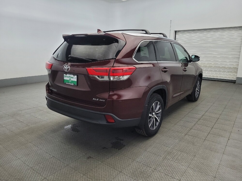 2018 Toyota Highlander in Woodbridge, VA 22191 - 18097417 9