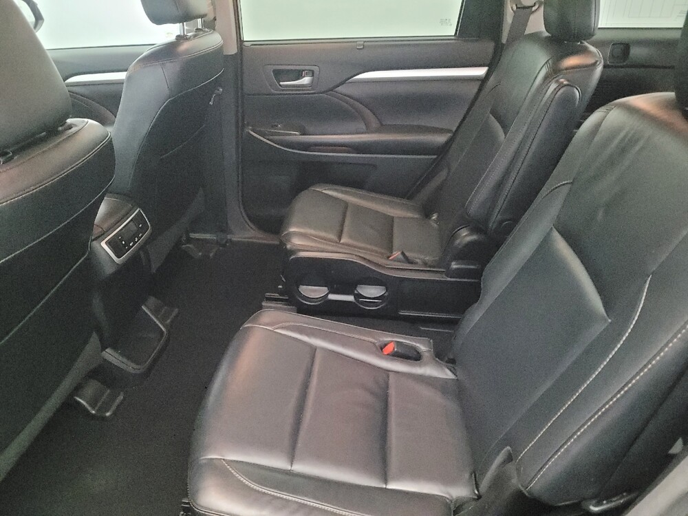 2018 Toyota Highlander in Woodbridge, VA 22191 - 18097417 18