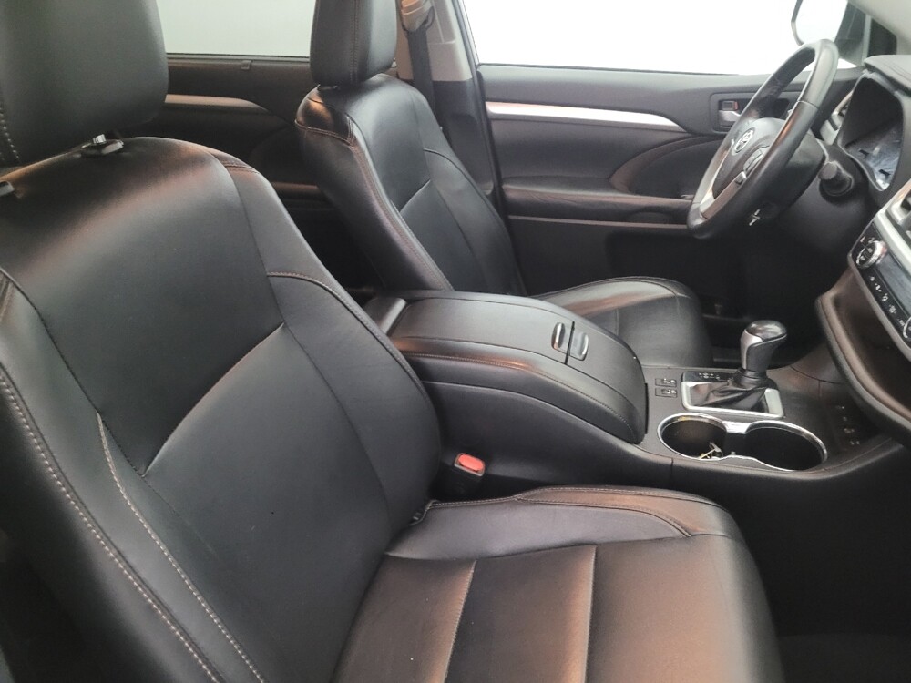 2018 Toyota Highlander in Woodbridge, VA 22191 - 18097417 21