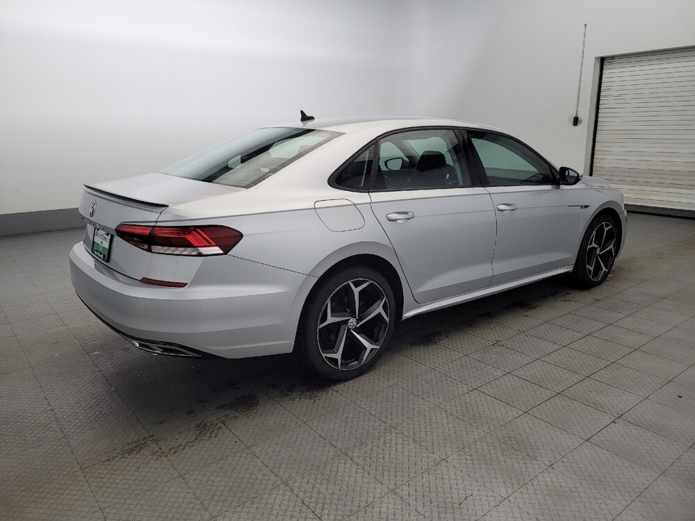 2020 Volkswagen Passat in Williamstown, NJ 8094 - 18097421 10