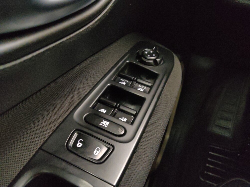 2016 Jeep Renegade in Gladstone, MO 64118 - 18097424 27