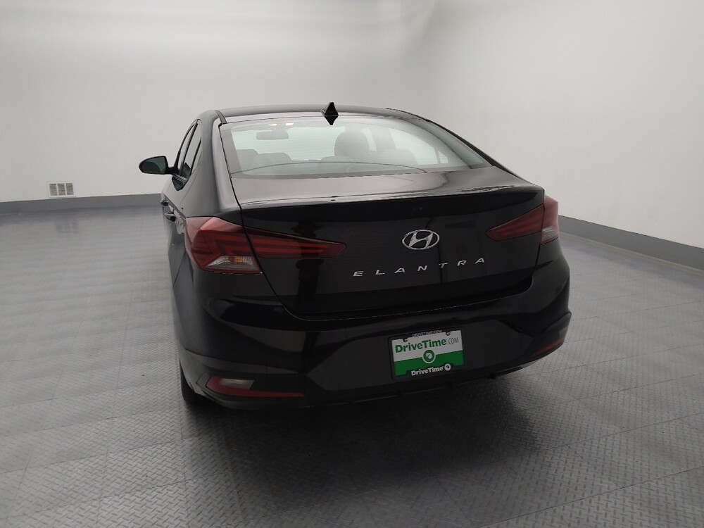 2020 Hyundai Elantra in Independence, MO 64055 - 18097426 6
