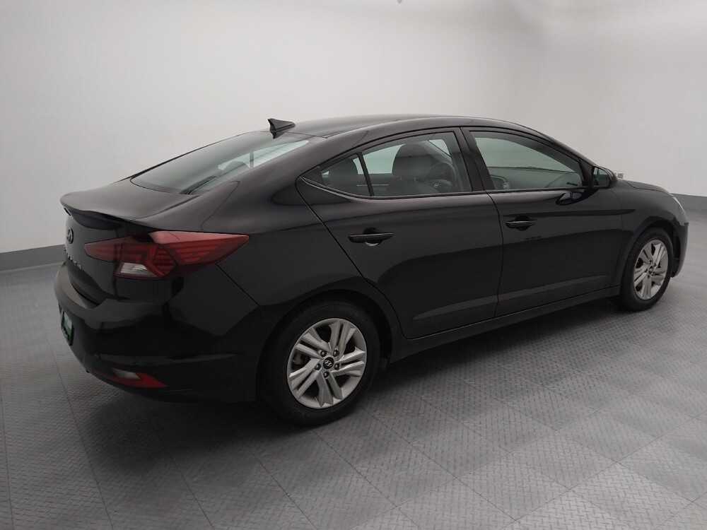 2020 Hyundai Elantra in Independence, MO 64055 - 18097426 10