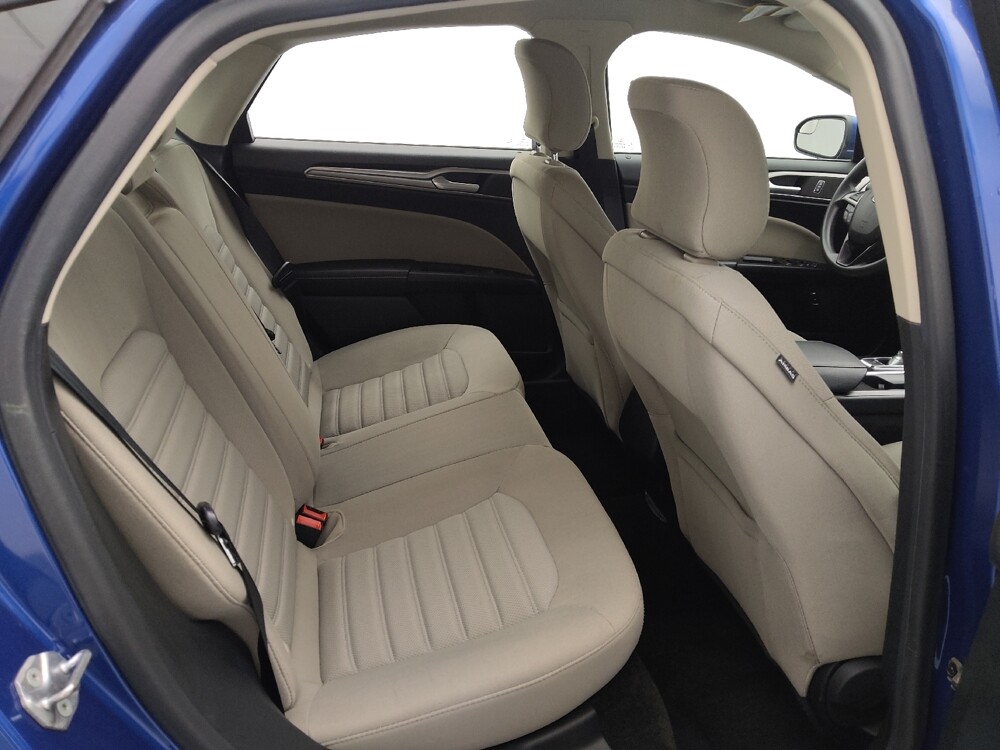 2018 Ford Fusion in Topeka, KS 66611 - 18097428 19