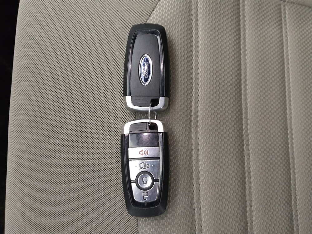 2018 Ford Fusion in Topeka, KS 66611 - 18097428 32