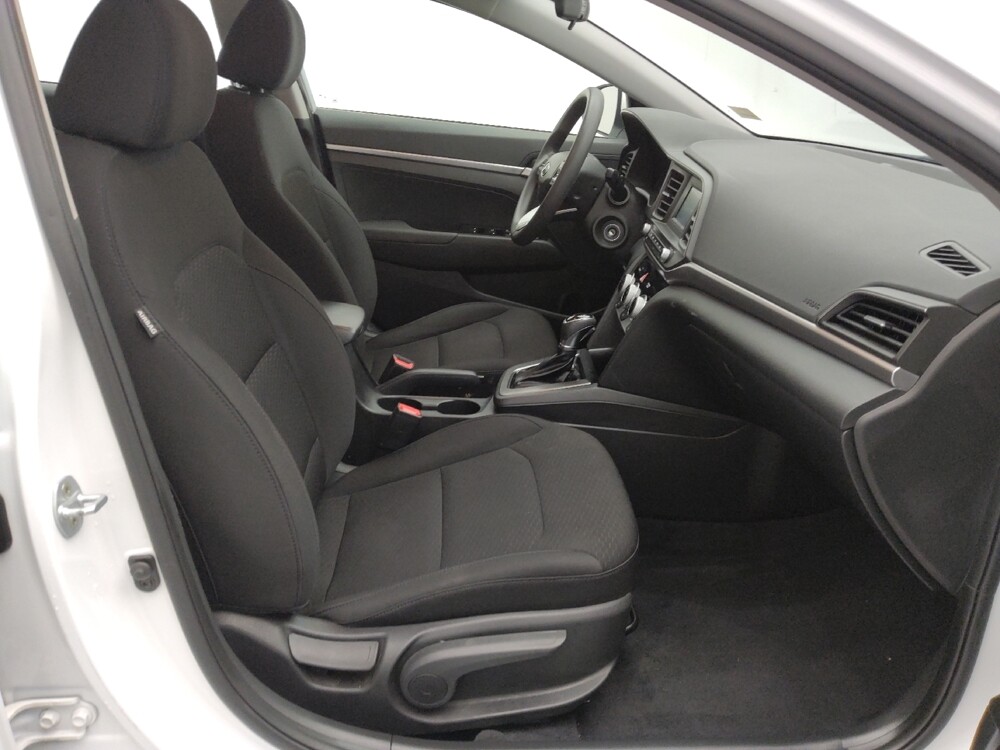2019 Hyundai Elantra in Independence, MO 64055 - 18097432 21