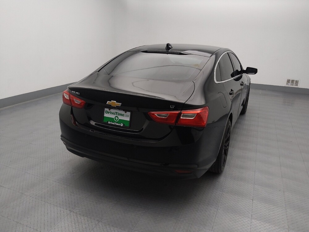 2018 Chevrolet Malibu in Independence, MO 64055 - 18097434 7