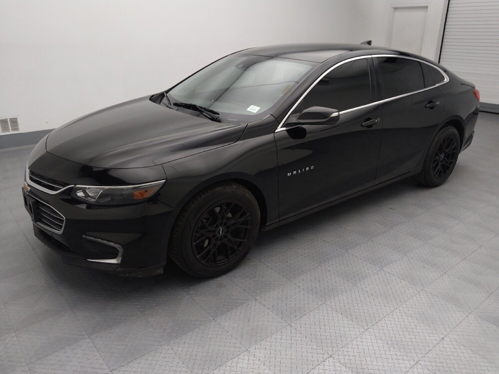 2018 Chevrolet Malibu in Independence, MO 64055 - 18097434 2