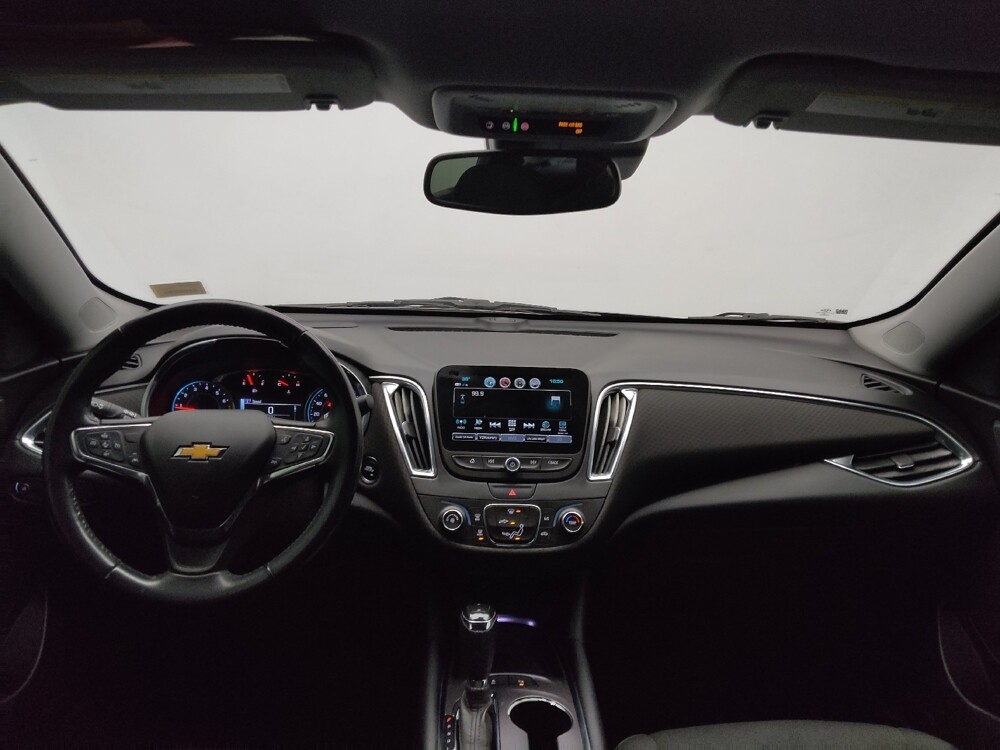 2018 Chevrolet Malibu in Independence, MO 64055 - 18097434 22