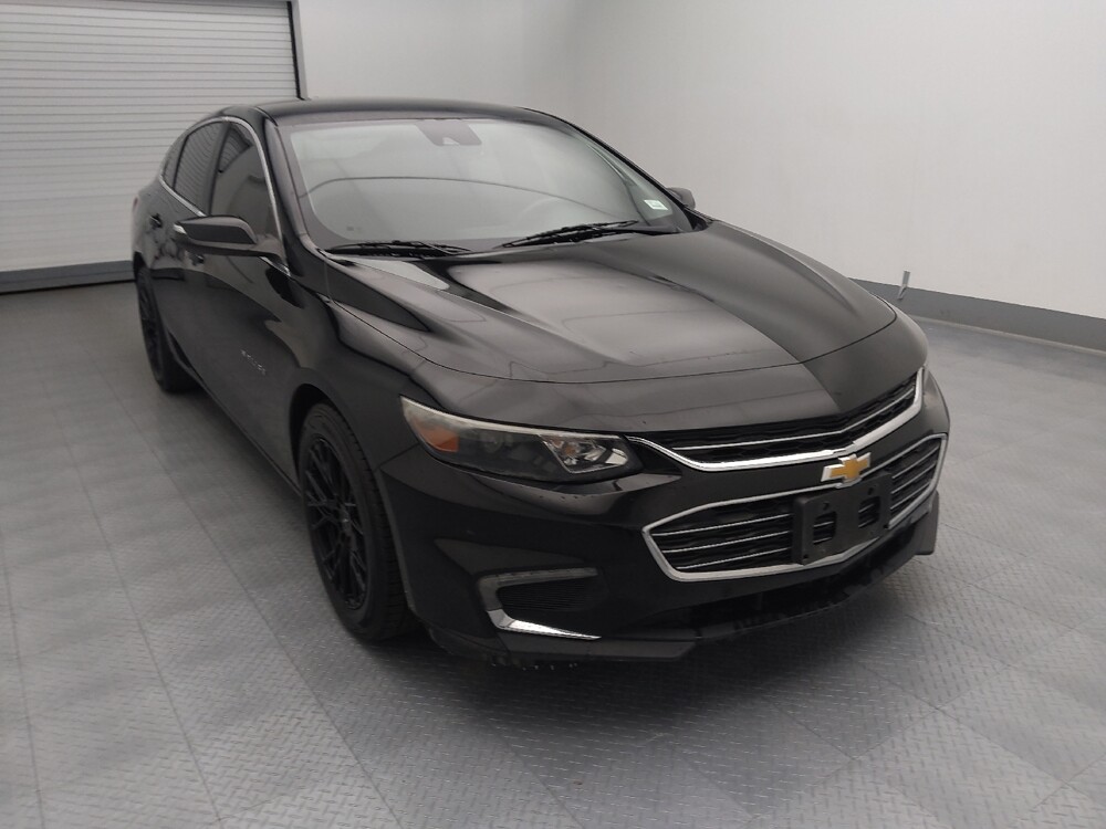 2018 Chevrolet Malibu in Independence, MO 64055 - 18097434 13