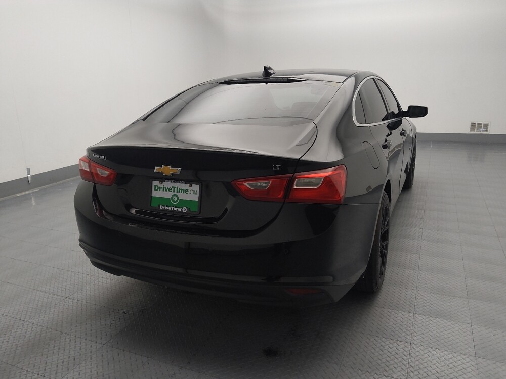 2018 Chevrolet Malibu in Independence, MO 64055 - 18097434 7