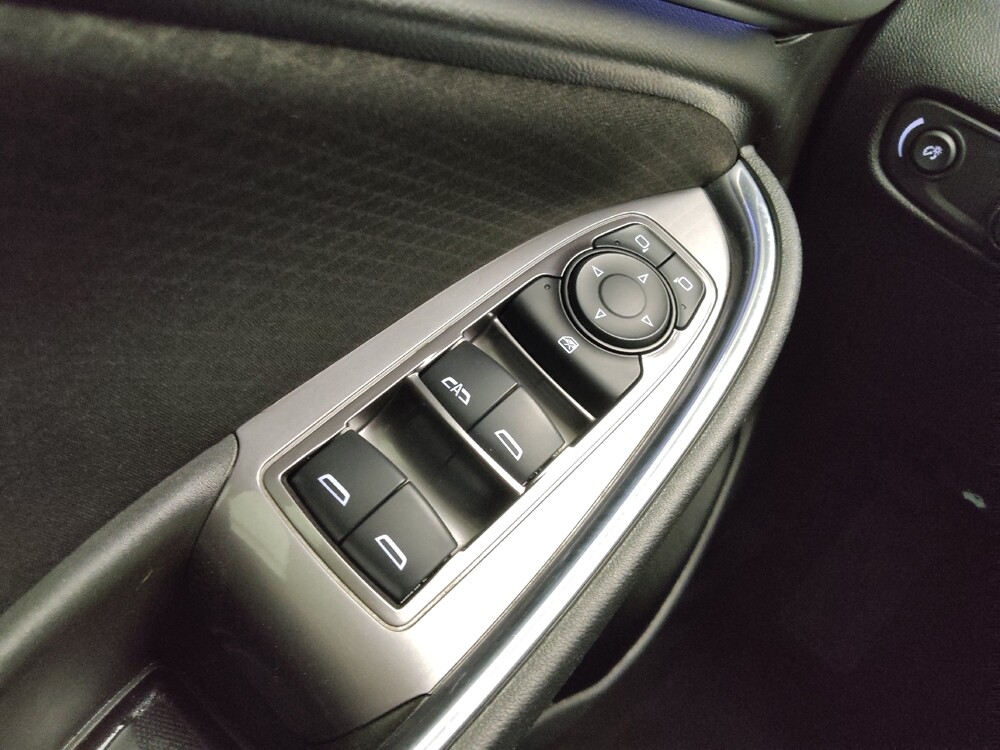 2018 Chevrolet Malibu in Independence, MO 64055 - 18097434 27