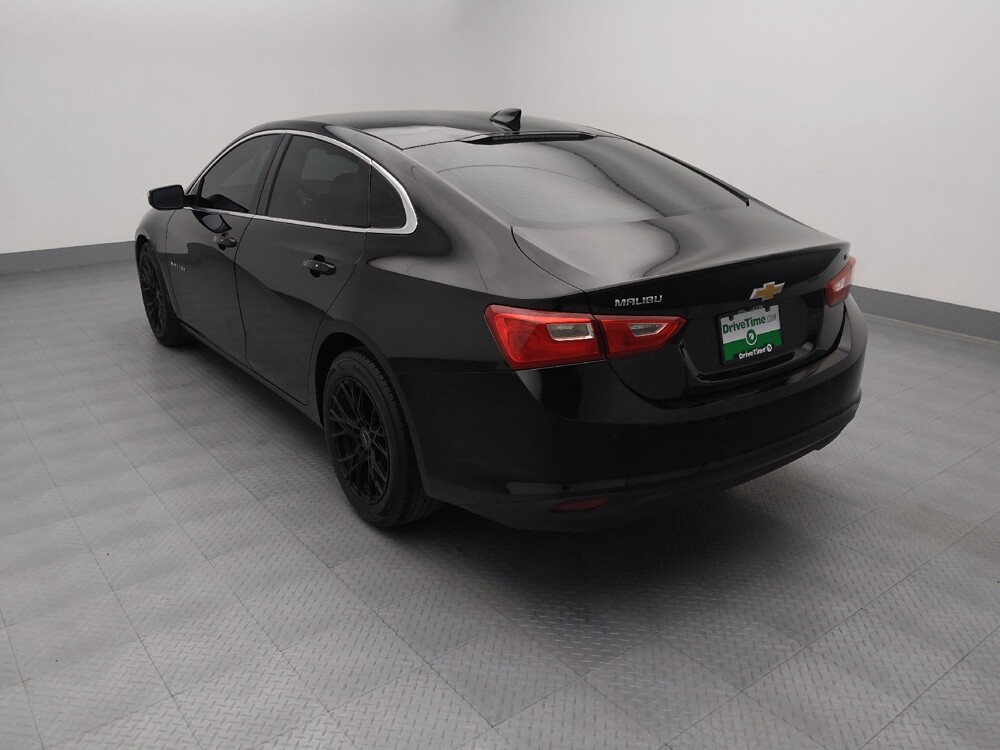 2018 Chevrolet Malibu in Independence, MO 64055 - 18097434 5