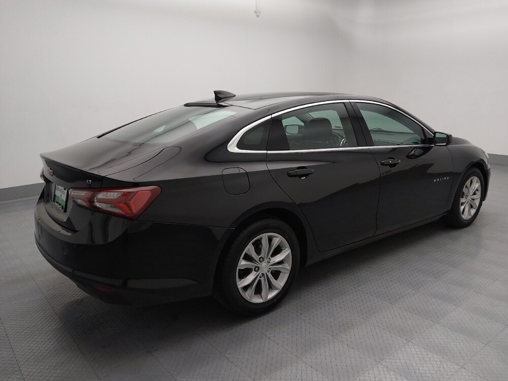 2019 Chevrolet Malibu in Independence, MO 64055 - 18097435 10