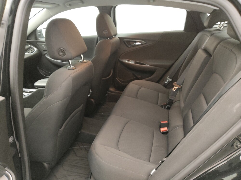 2019 Chevrolet Malibu in Independence, MO 64055 - 18097435 18