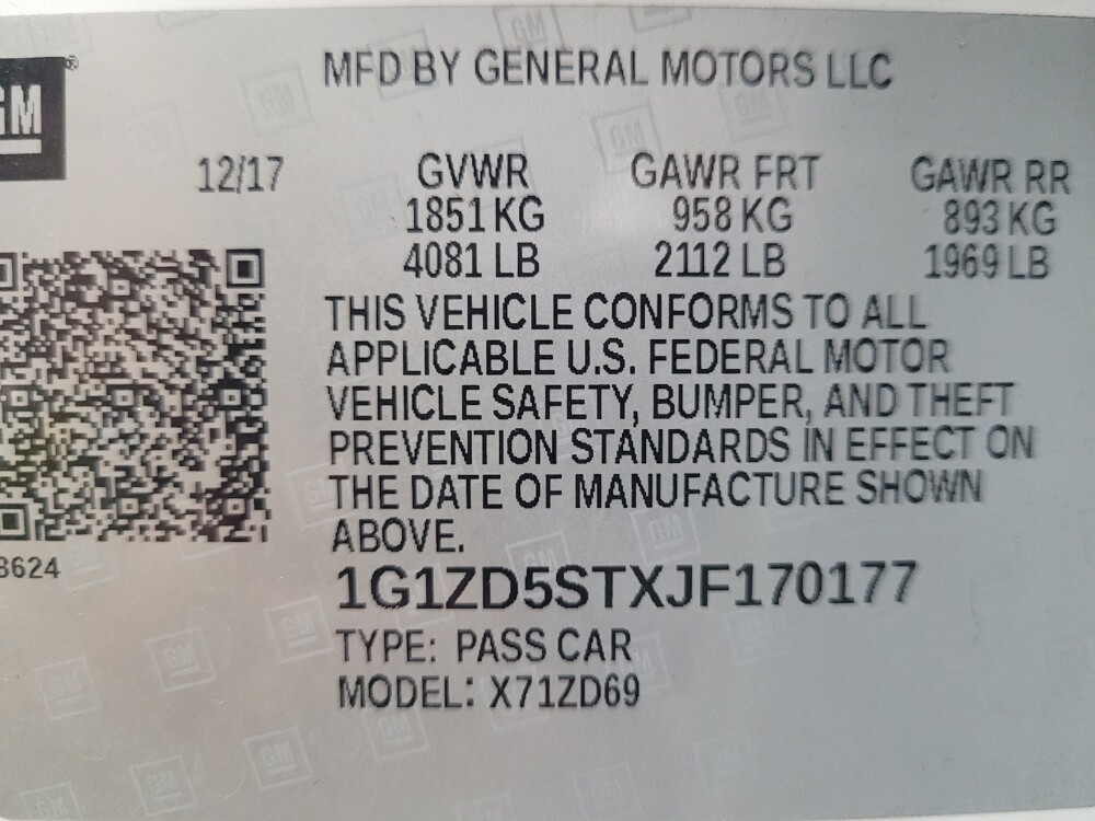 2018 Chevrolet Malibu in Indianapolis, IN 46222 - 18097437 33